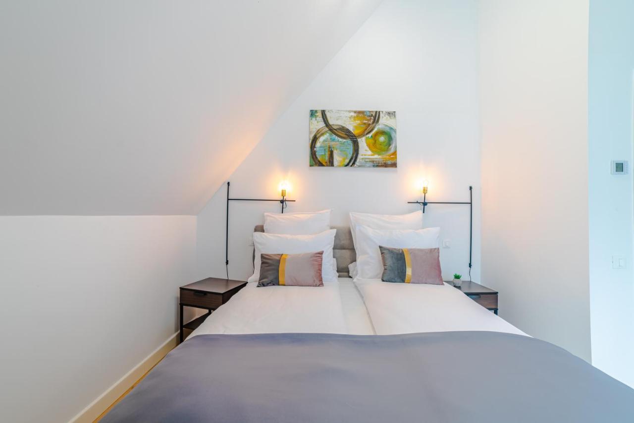 The Duplex - Brasov City Center Apartament